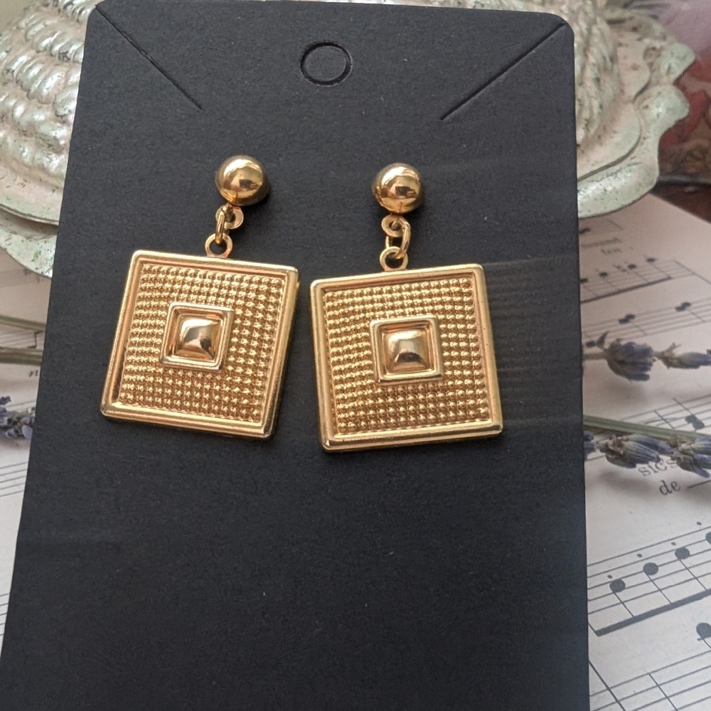 Vintage Gold Square Earrings